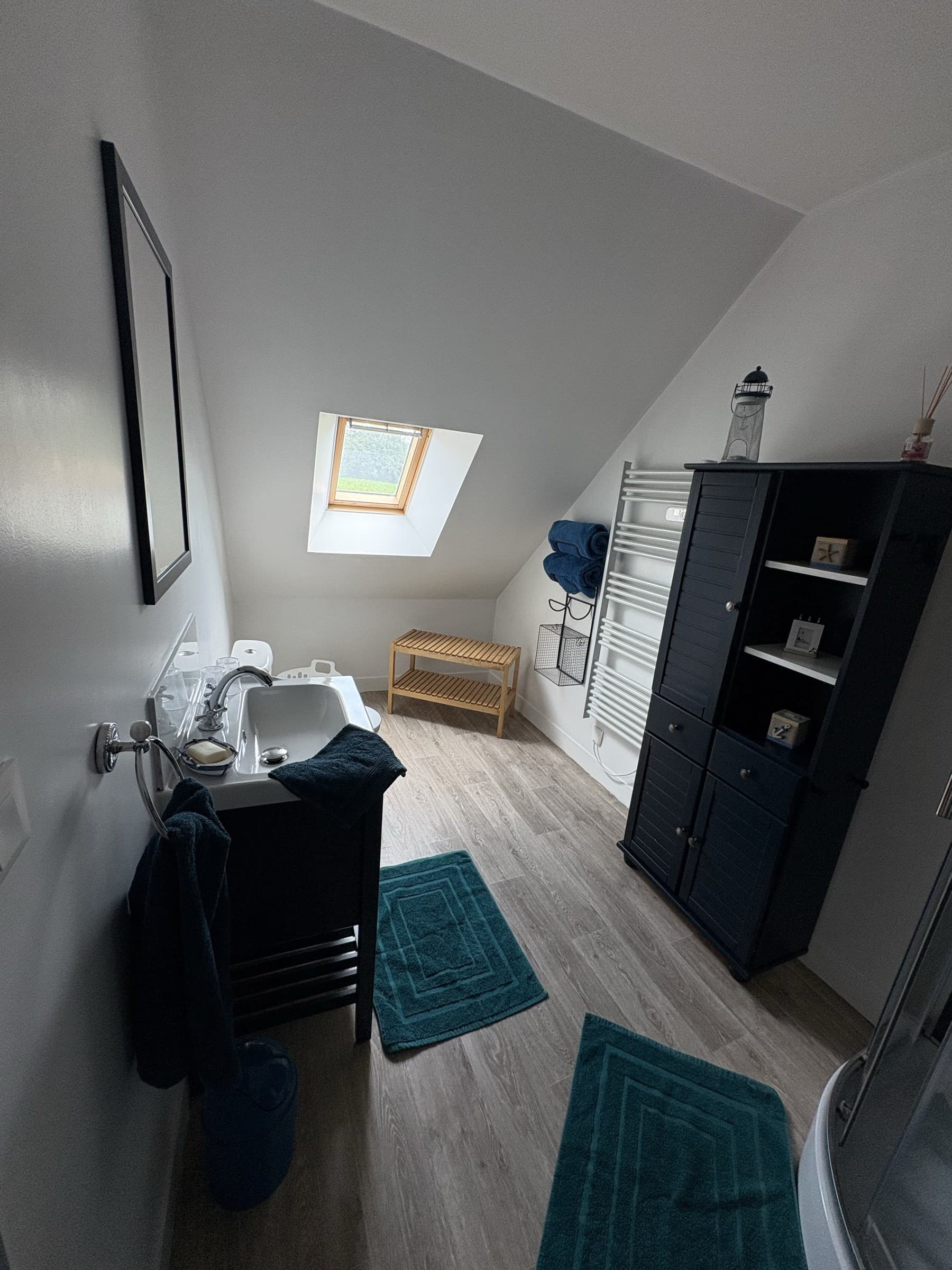 Salle de bain privative, Chambre des Mouettes